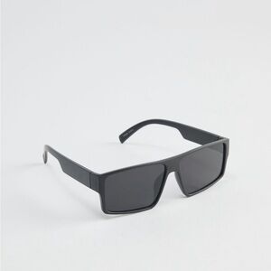 UO x KAI Flat Brim Sunglasses Black Retro Plastic Frame UV Blocking NWT